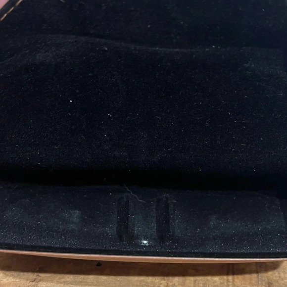 Ray-ban‎ brown leather sunglasses case - Picture 3 of 4